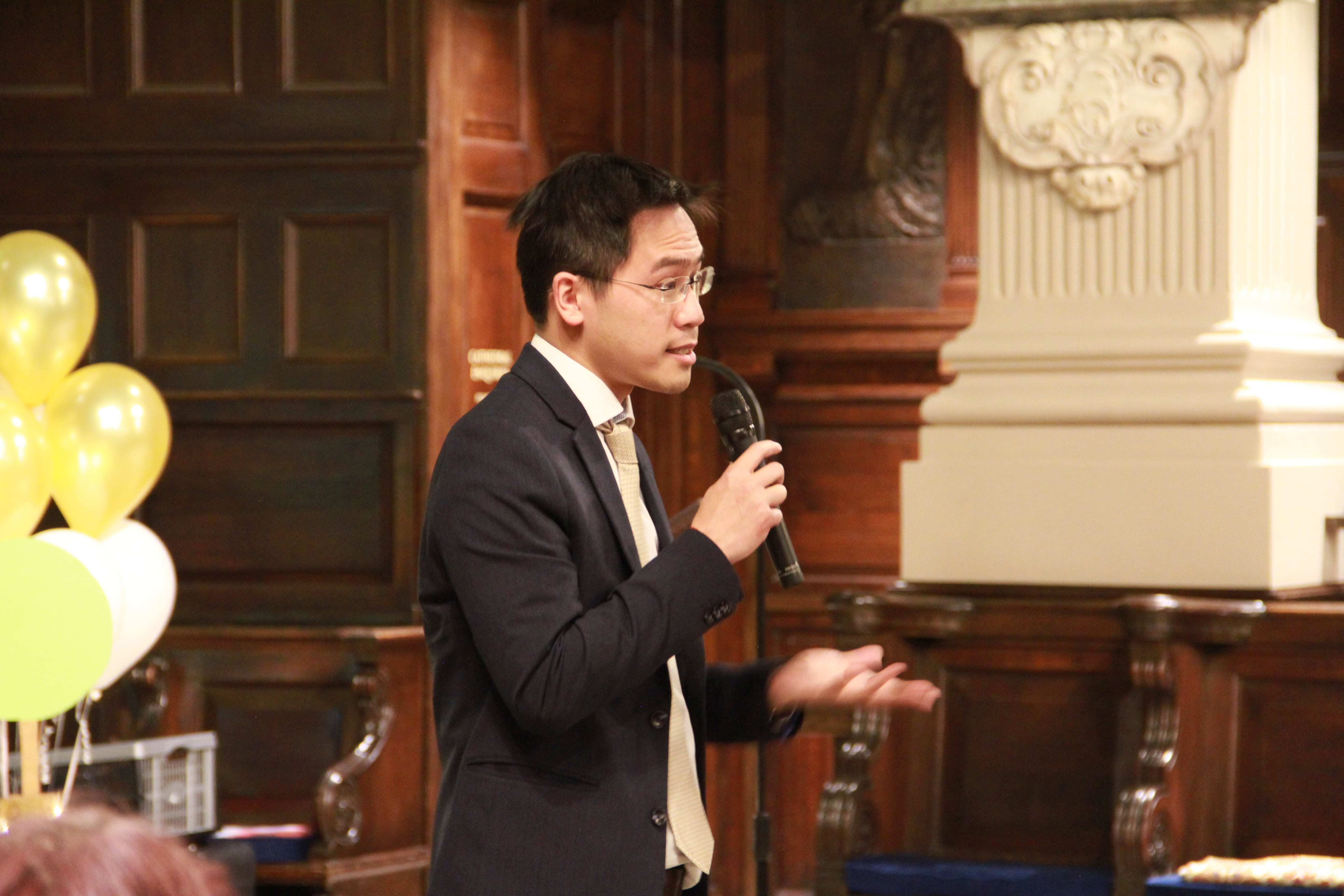Alex Yip at Birmingham Cathedral Alex Yip at Birmingham Cathedral