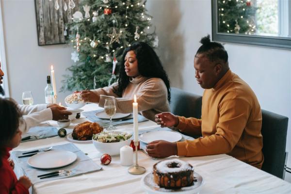 Unwrapping Christmas: Meals