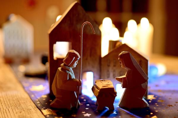 Unwrapping Christmas: Church