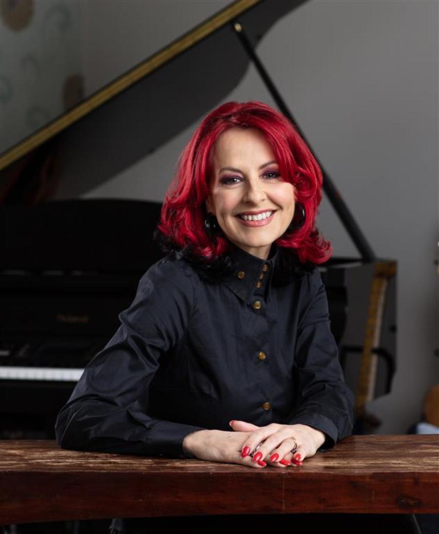Carrie Grant